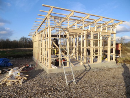 Teknikhuset färdigreglat