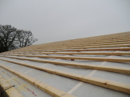 Kraftig underlagsduk som kondensskydd/vindskydd/genomtrampningsskydd