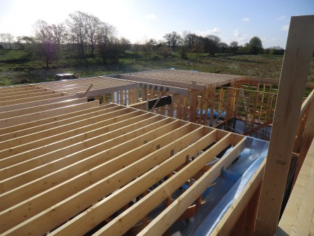 Mellanbjälklag på gång