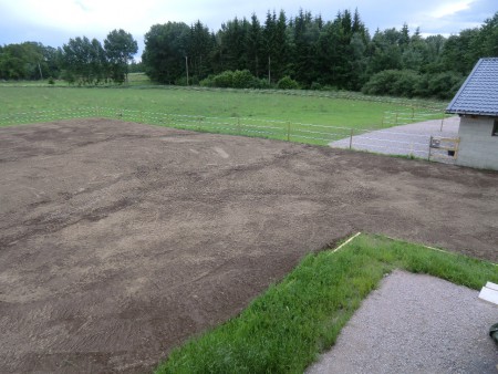 Gräsmattan är sådd!