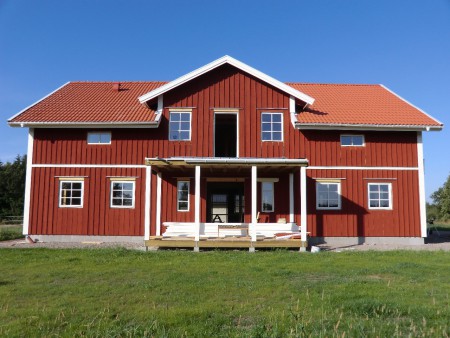 28 fönster insatta..