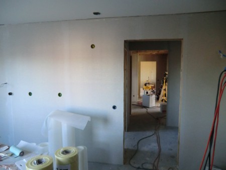 Grovköket har fått glasfiberväv och ska målas