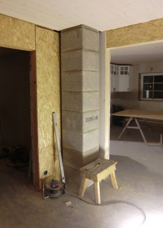 ..och en våning skorsten klar!